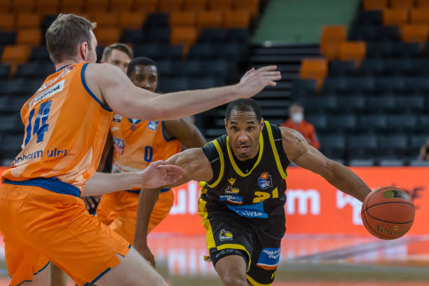 1场比赛 1场比赛